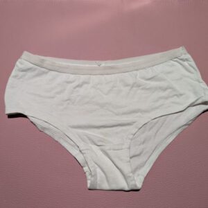 katoenen slipje gedragen oud versleten