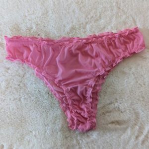 gedragen roze string